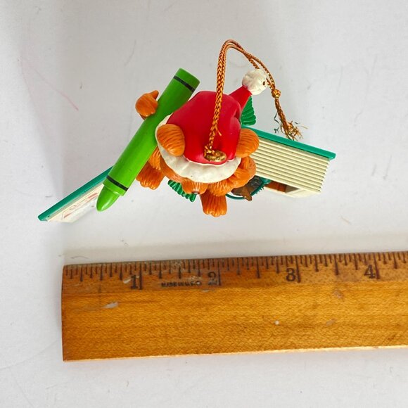 1997 Lustre Fame Bear Sitting On Santa Story Book J for Joy Ornament Vintage - Picture 12 of 12